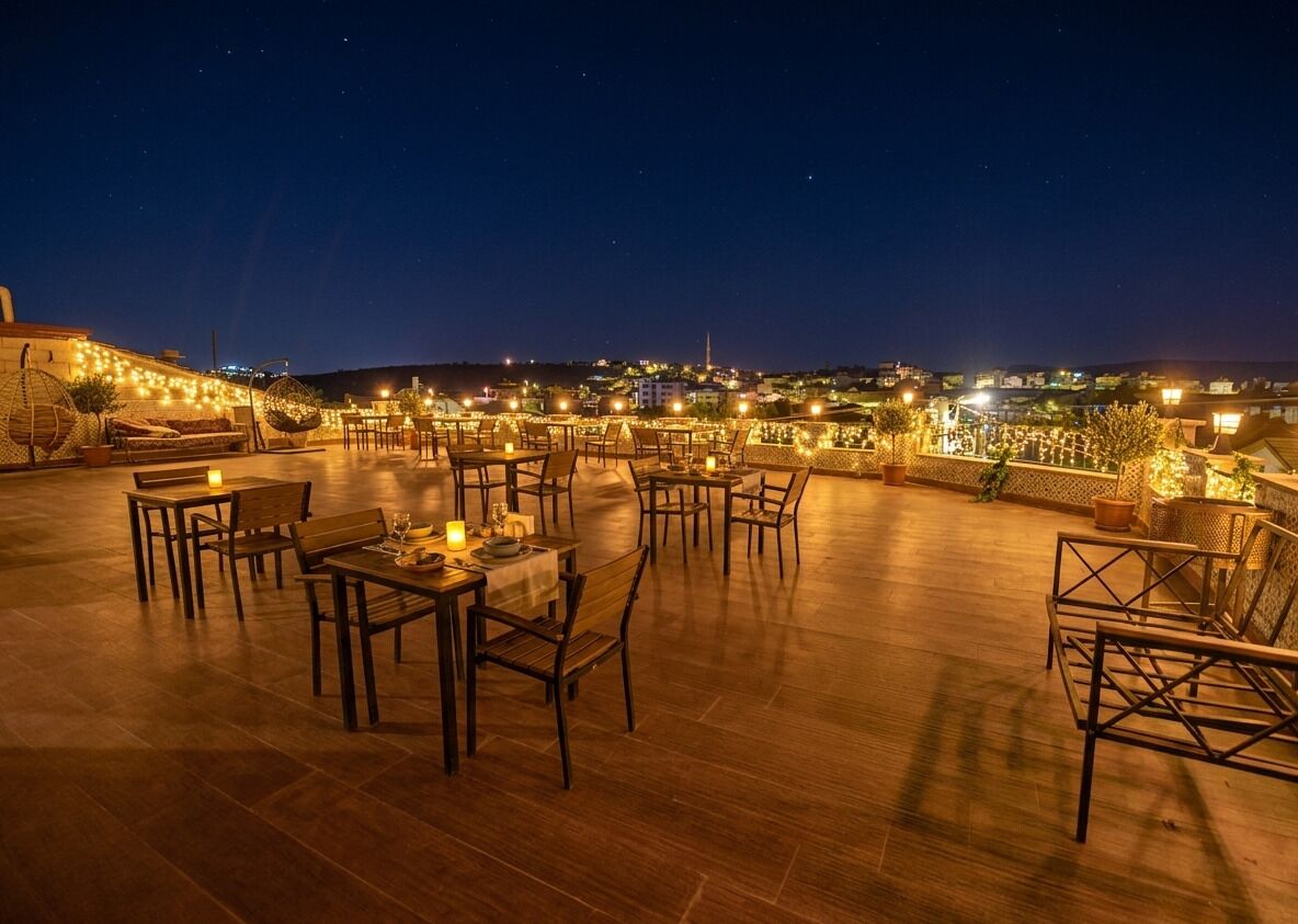 朝食 (ビュッフェ)、毎日提供 (無料)