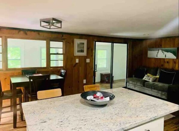 Interior - Sunny 3 bedroom cottage with water rights (Naples)