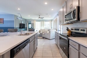 Microwave, oven, stovetop, dishwasher - Secluded Luxury Getaway w/Private Spa Near Disney! (Kissimmee)