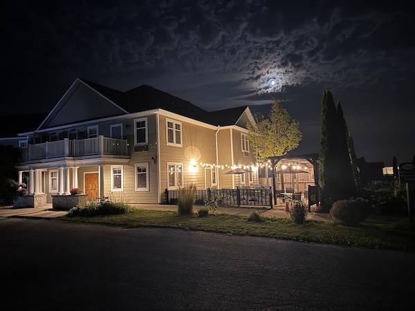 Stone Willow Inn - Ontario