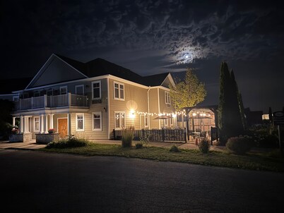 Stone Willow Inn