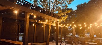 Stone Willow Inn