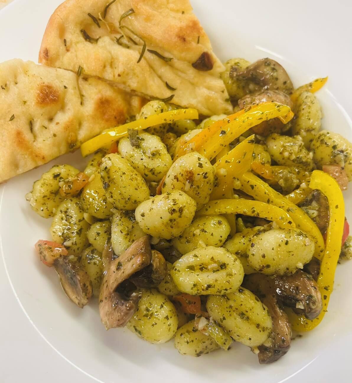 Makanan dan minuman