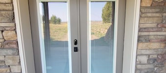 Beautiful 2 Bedroom Cabin with Great Views!