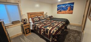 2 Schlafzimmer, Reisekinderbett, kostenloses WLAN, Bettwäsche