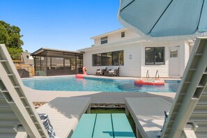 A heated pool - Heat Pool Home with Games, <2mi to Beaches (Seminole)