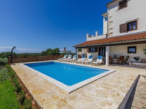 Pool - Eugenia by Interhome (Pula)