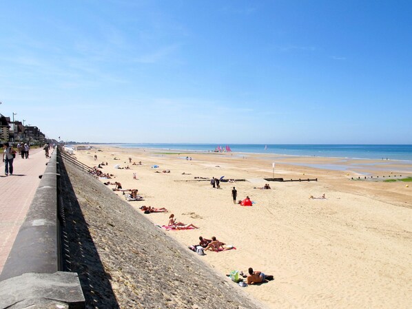 Vlak bij het strand