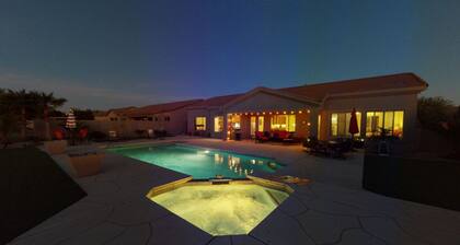 Entire home in Goodyear, Arizona
8 guests4 bedrooms2.5 baths, Mega Pool/Spa/View