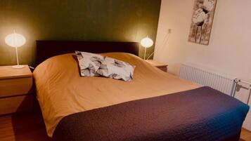 2 slaapkamers, een bureau, gratis wifi, beddengoed