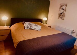 2 chambres, bureau, Wi-Fi gratuit, draps fournis