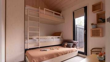 2 Schlafzimmer, Reisekinderbett, WLAN, Bettwäsche