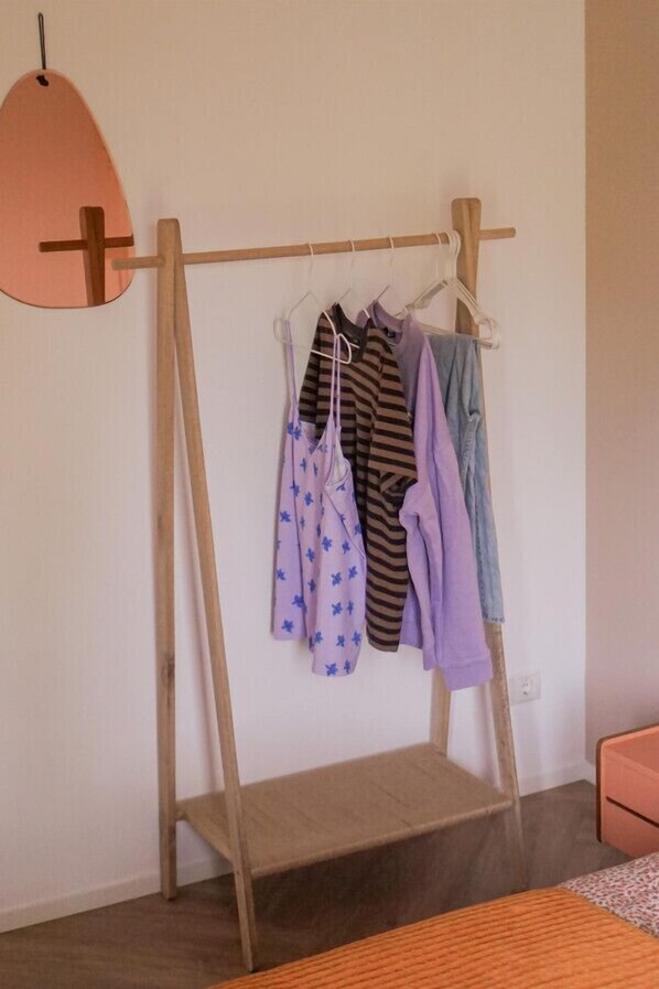 2 室のベッドルーム、WiFi、ベッドシーツ