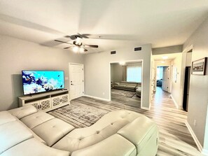 Smart TV - Luxury and comfy GS condo on the first floor. (Gulf Shores)