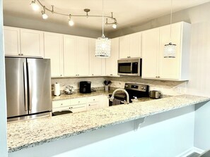 Microwave, oven, stovetop, dishwasher - Luxury and comfy GS condo on the first floor. (Gulf Shores)