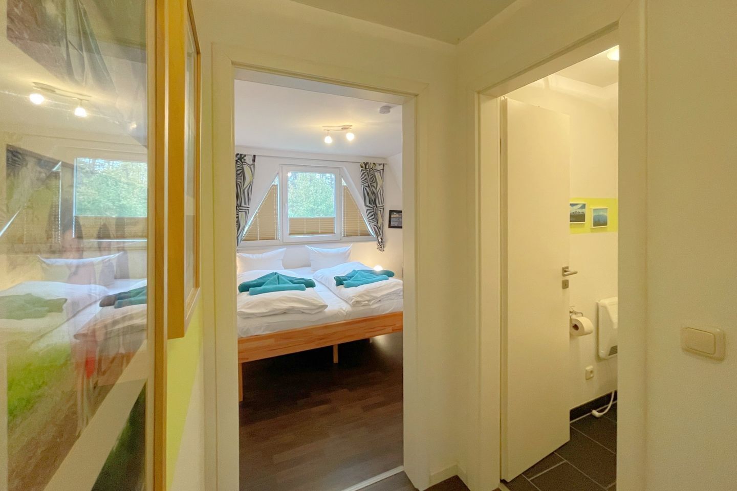 2 bedrooms, WiFi, bed sheets