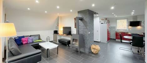 TV, fireplace, DVD player, table tennis