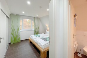 2 bedrooms, WiFi, bed sheets - Meeresbrise - Stilvoll Genießen, auf 80qm, für bis zu 4 Personen, auf der Sonneninsel Usedom (Loddin)