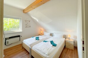 2 bedrooms, WiFi, bed sheets