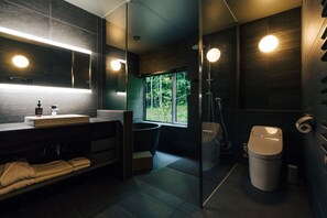 Standard Double or Twin Room, 1 Bedroom, Non Smoking, Ground Floor | Bathroom | Separate tub and shower, deep soaking tub, designer toiletries - Morino Auberge Mitsu (Atsuma)