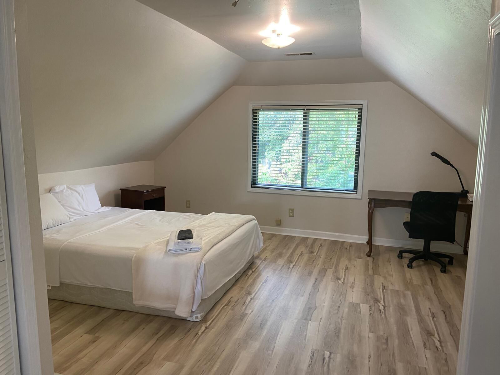 1 camera, ferro/asse da stiro, Wi-Fi, lenzuola