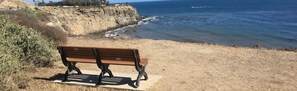 Beach - Ocean breezes! Furnished 2/1.Pets ok.Pt Fermin.Feet to Lighthouse Cafe.534 1/2. (Los Angeles)