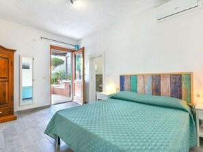 2 Schlafzimmer, Reisekinderbett, kostenloses WLAN, Bettwäsche