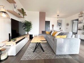 Smart TV, stereo