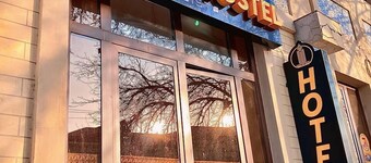 Family Hostel Registan