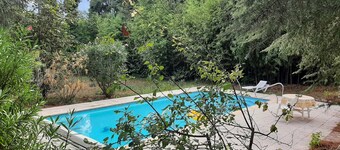 Maison en Pleine Campagne Avec Piscine Privée. Les 4 Pattes Sont Acceptés