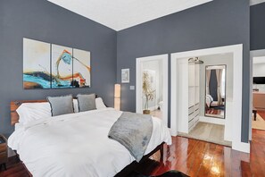 3 bedrooms, iron/ironing board, travel cot, WiFi