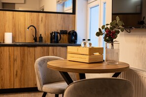 Dining - 2HomeRent Estrella 7 | Amazing Old Town Apartment (Toruń)