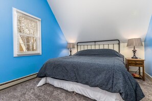 2 chambres, fer et planche à repasser, lit parapluie, Wi-Fi gratuit