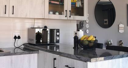 Su Casa - Stylish & Spacious Guesthouse