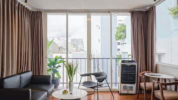 1 bedroom, minibar, in-room safe, desk