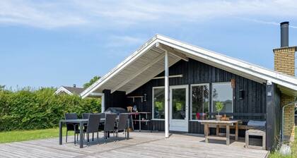 "Guthmund" - 400m from the sea by Interhome