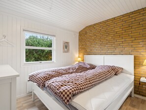 3 bedrooms, WiFi