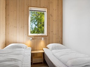 5 bedrooms, WiFi