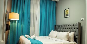 Economy Double Room | Minibar, laptop workspace, iron/ironing board, free WiFi - pyramids gate hotel (Giza)