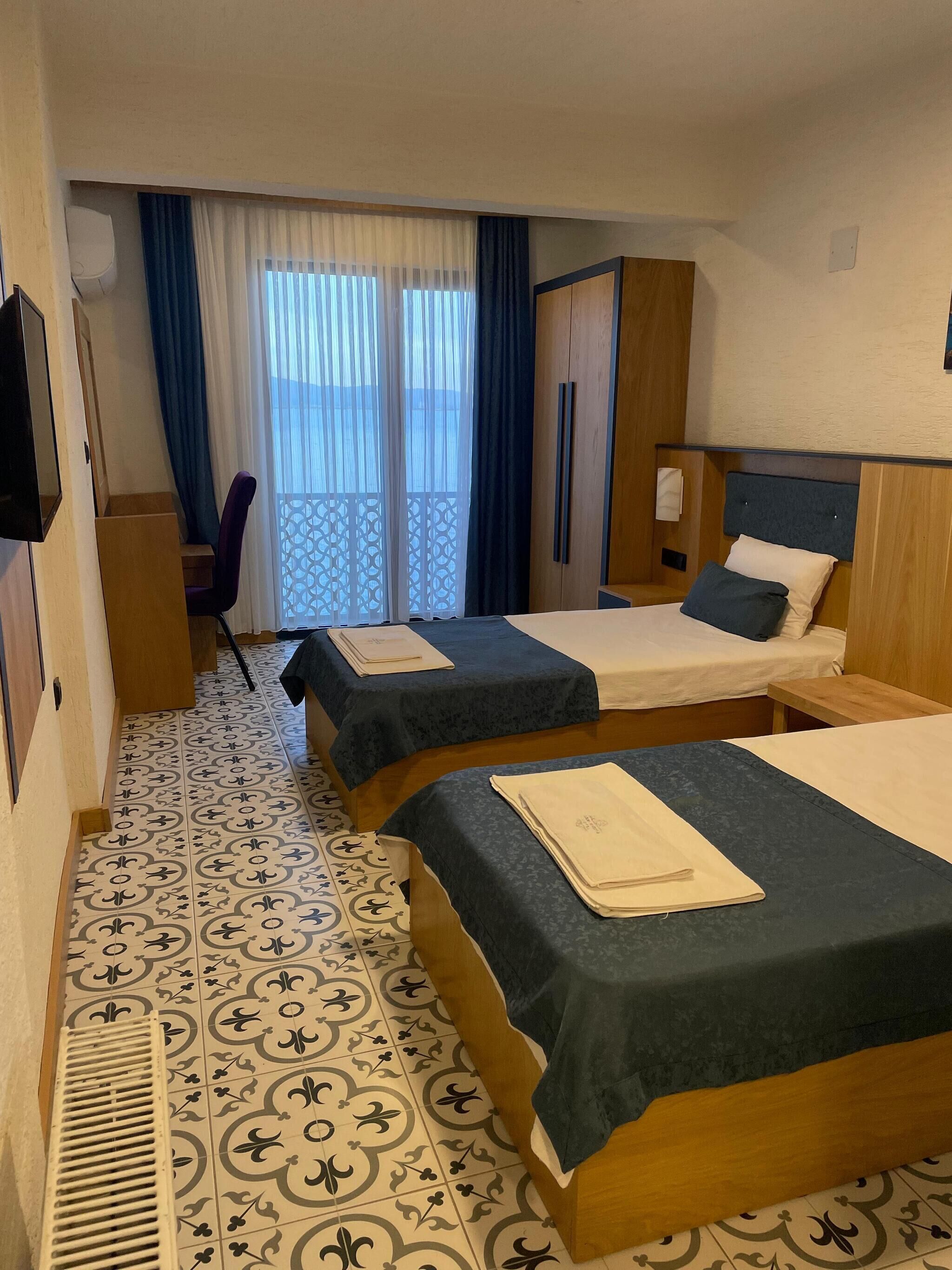 Premium bedding, minibar, in-room safe, individually furnished
