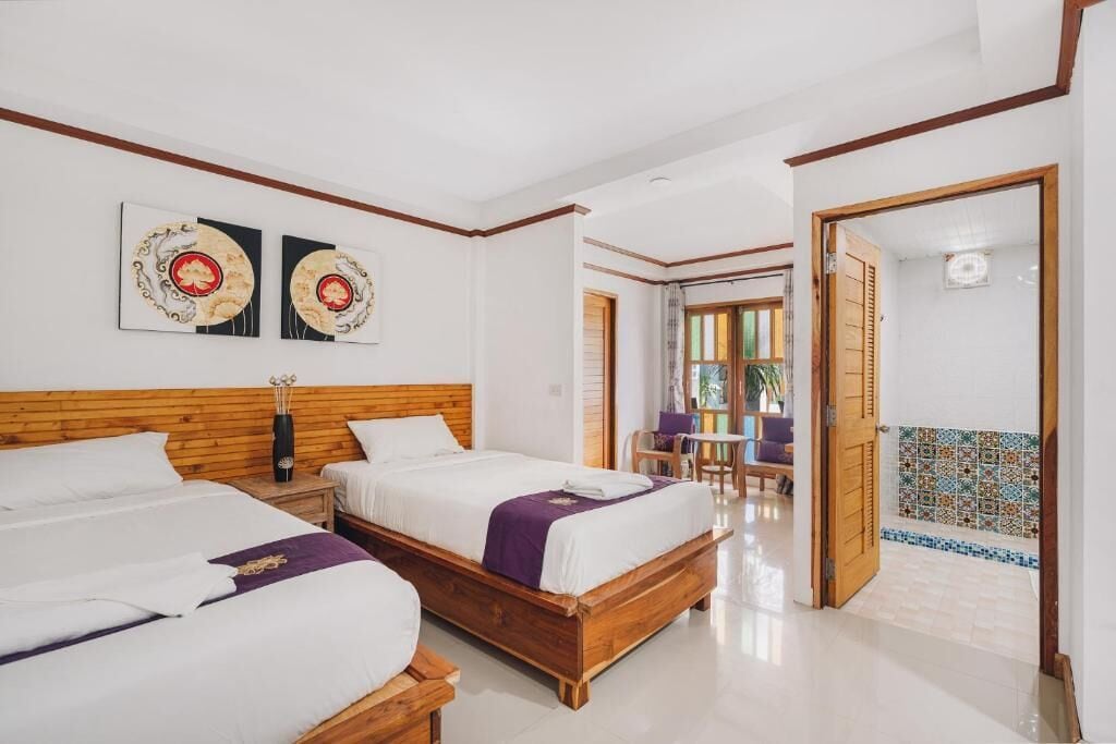 Standard Twin Room, 1 Bedroom | In-room safe, free WiFi, bed sheets