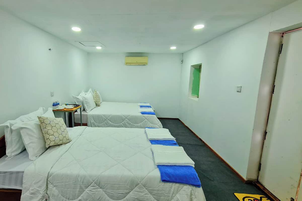 Kamar Basic | 1 kamar tidur, meja kerja, Wi-Fi gratis, dan seprai linen