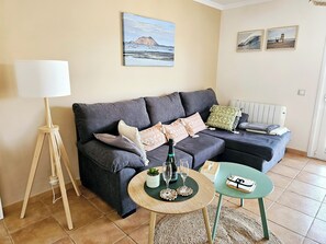 Living area - Vv-35-2-0007206 Appartement Refait à Neuf. Vue sur Parc Naturel,volcan et mer (Corralejo)