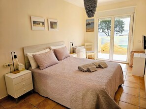 2 slaapkamers, een strijkplank/strijkijzer, wifi, beddengoed