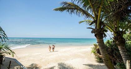 The Chalet - Whole Villa 2 Bedroom (Sleeps 4)