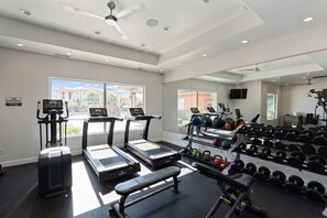Fitness facility - Zions Village Retreat | 20 Guests, Lazy River, Hot tub, & Game Room! (Hurricane)