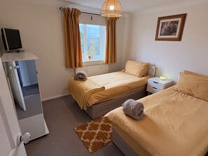 3 chambres, fer et planche Ă repasser, Wi-Fi gratuit, draps fournis