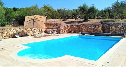 Villa ensoleillée avec belle piscine privée au coeur de la Vallée d' Itria