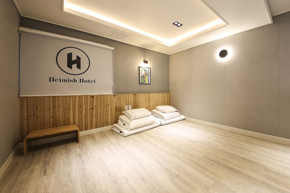 Traditional-Zimmer, Stadtblick | Bettwäsche aus ägyptischer Baumwolle, hochwertige Bettwaren