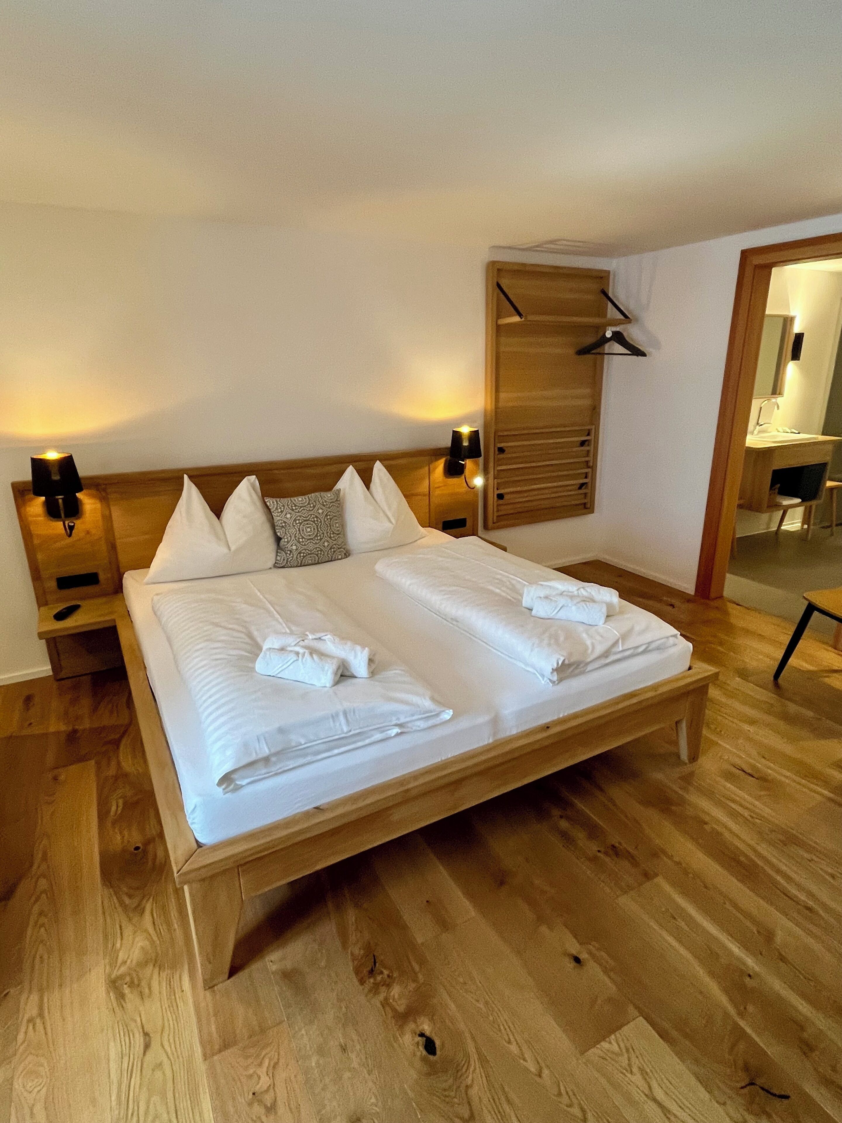 Loft conforto, para não fumantes, banheiro privativo | Roupas de cama premium, camas Tempur-Pedic, individualmente decorados